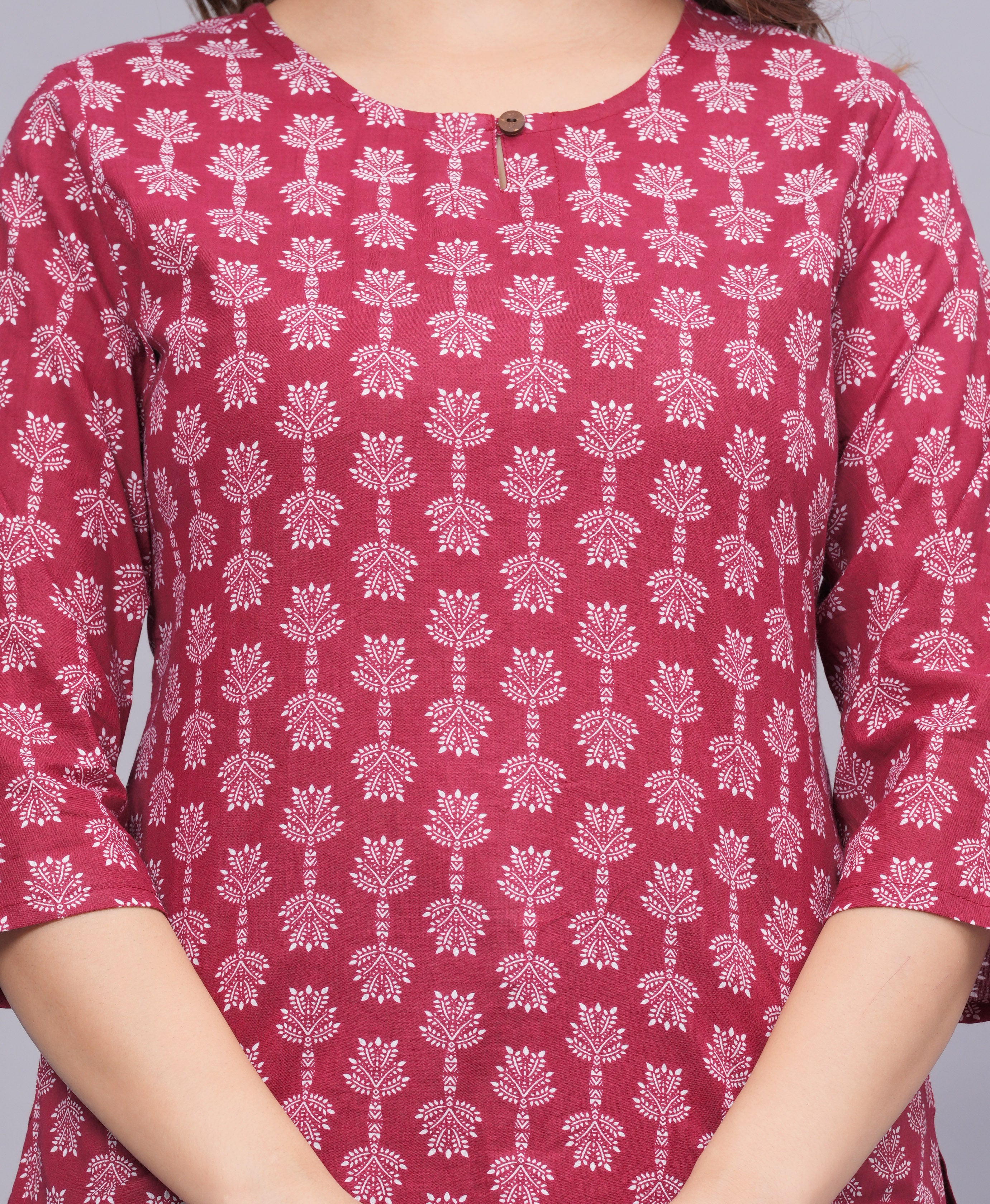 Floral Kalamkari Printed Keyhole Neck Pure Cotton Kurti ROOPWATI FASHION