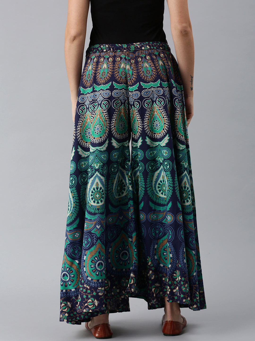Women Green & Navy Blue Ethnic Motifs Print Flared Palazzos ROOPWATI FASHION