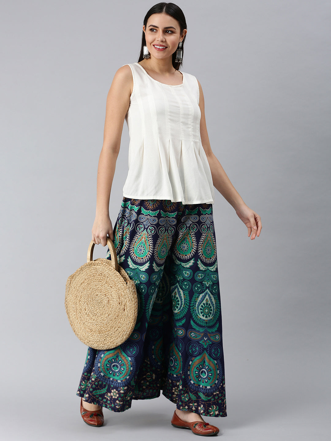 Women Green & Navy Blue Ethnic Motifs Print Flared Palazzos ROOPWATI FASHION