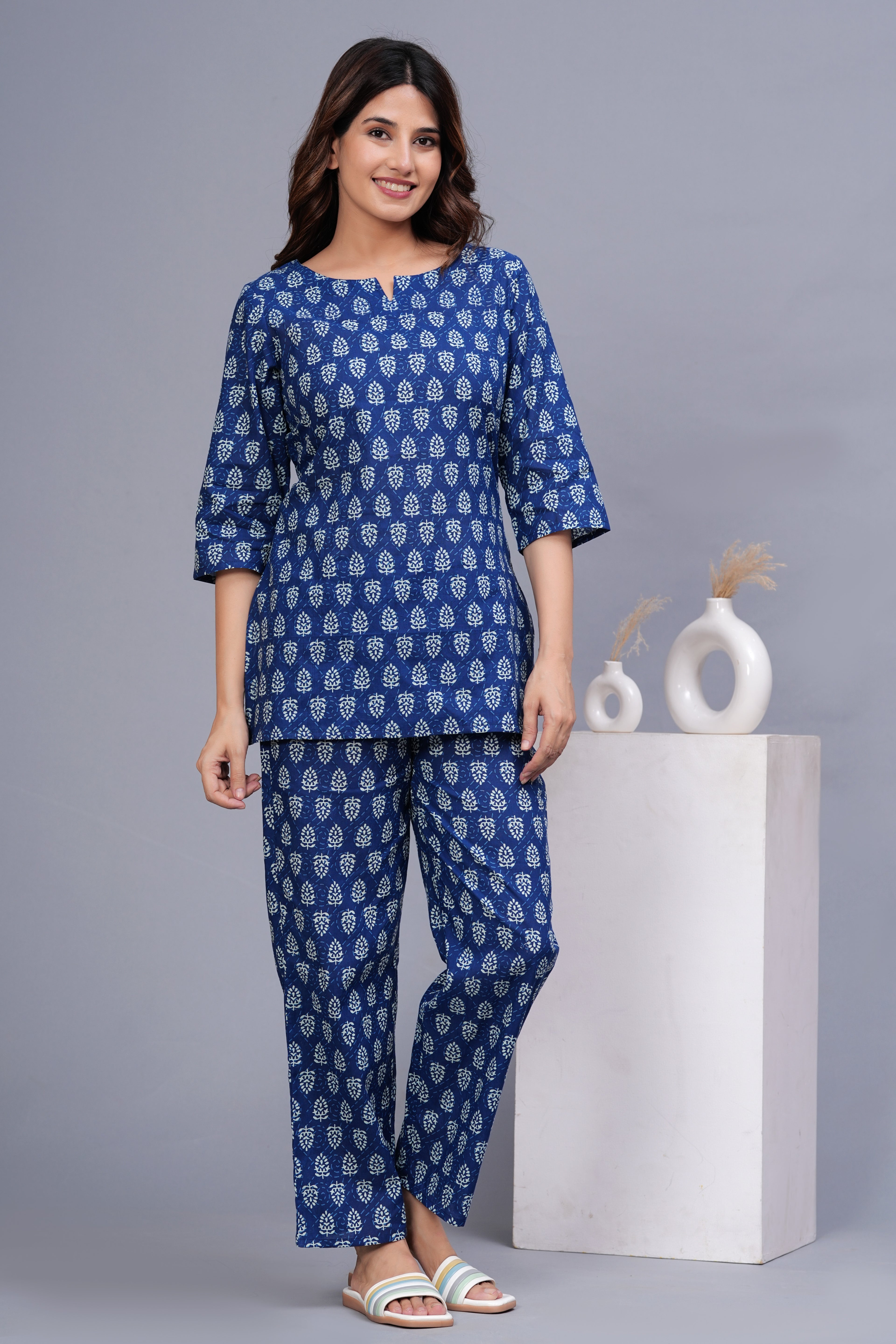 Women Blue & White Printed Pure Cotton Co-Ord Set